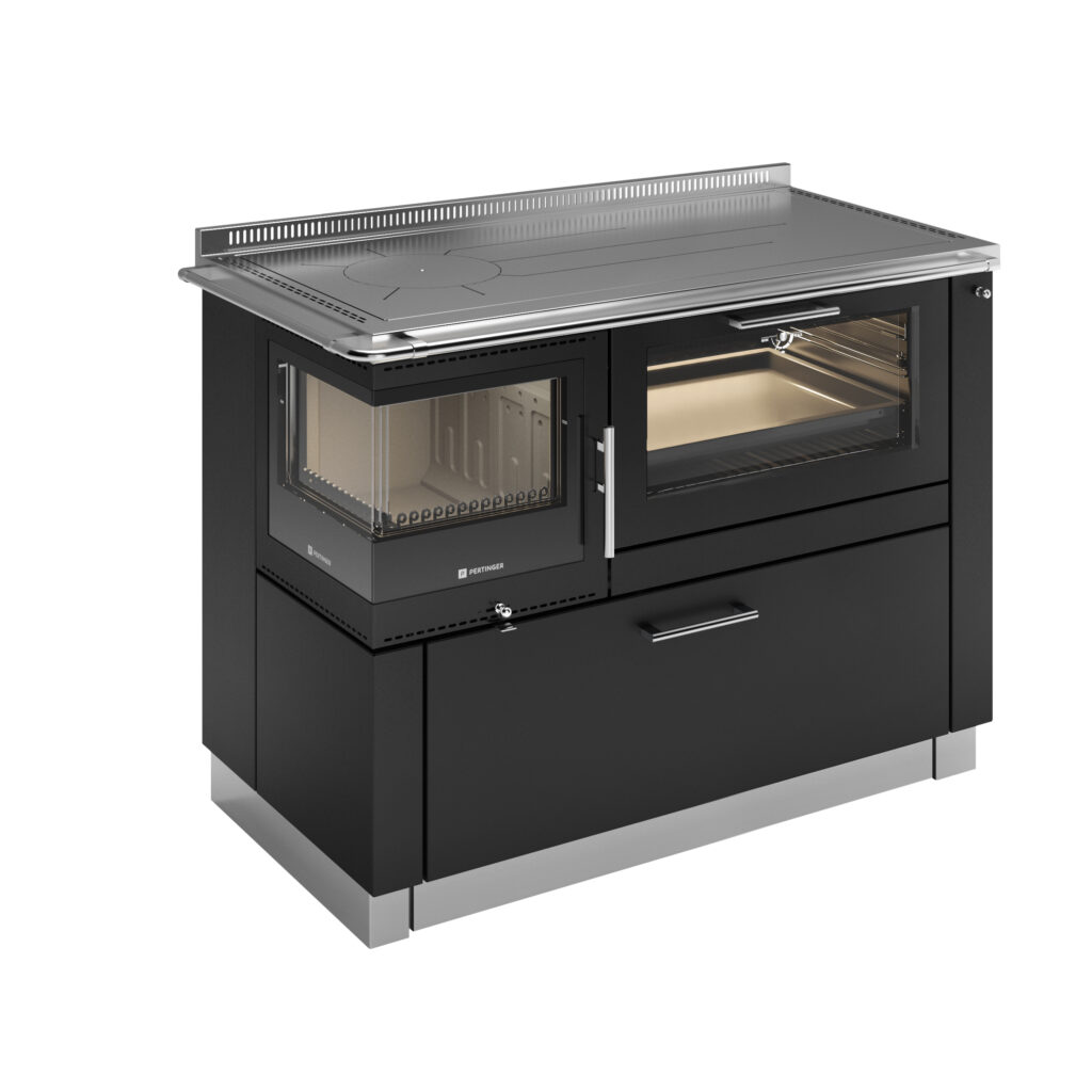 Novinka roku 2025: Kuchyňský sporák na dřevo Ökoalpin Living 16 Kuchynsky sporak na drevo s rohovym prosklenim Okoalpin Living 110 36 03 www.kamna pertinger.cz 1