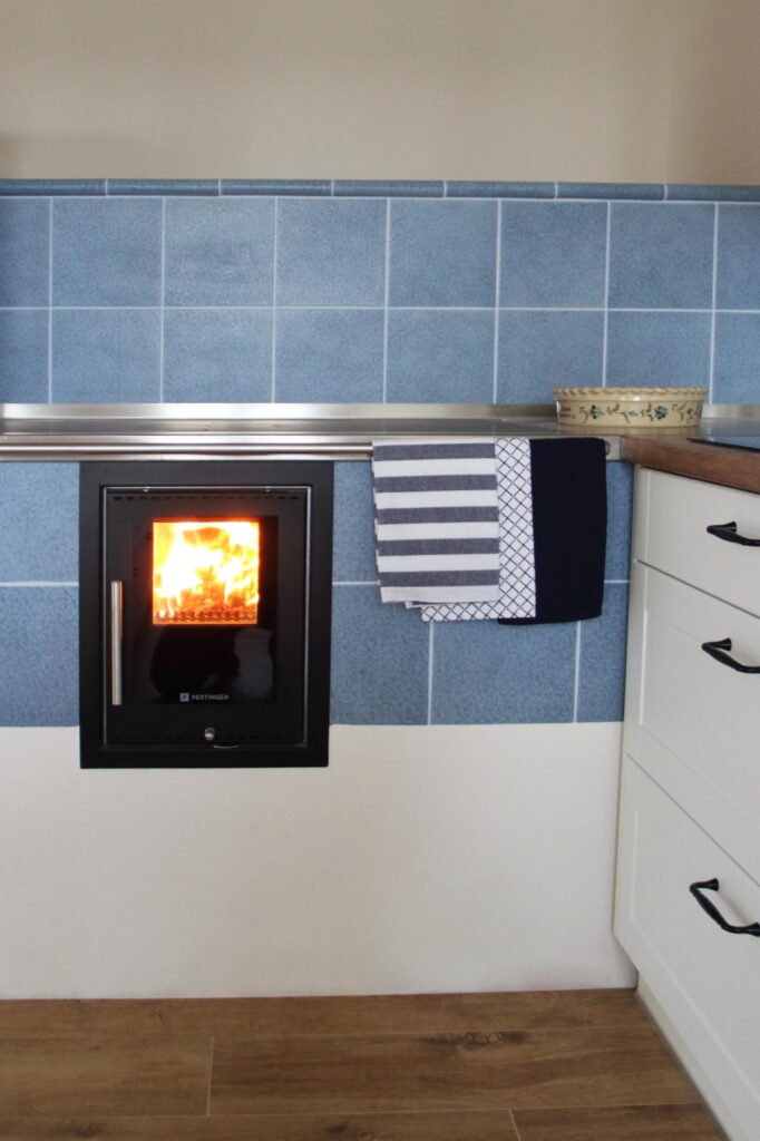 4 Kuchynsky sporak Pertinger Jihoceske kamnarstvi IMG 0595