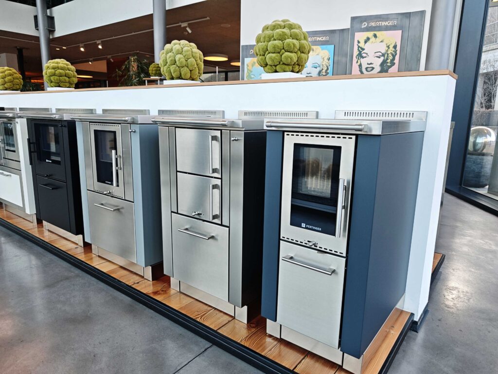 12 Sporaky na drevo Pertinger Okoalpin Jihoceske kamnarstvi