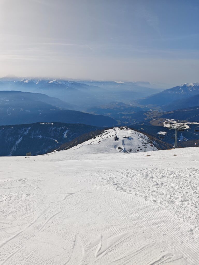28 Sjezdovky Grisch Jochtal Jihoceske kamnarstvi