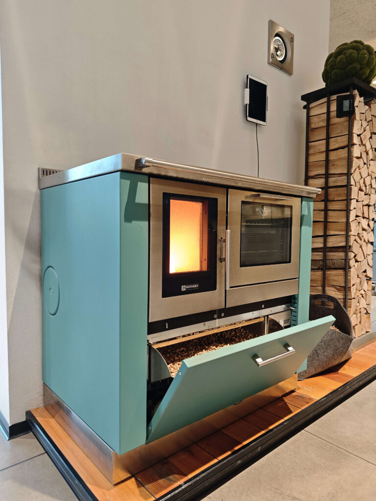 7 Peletovy sporak Pertinger Jihoceske kamnarstvi